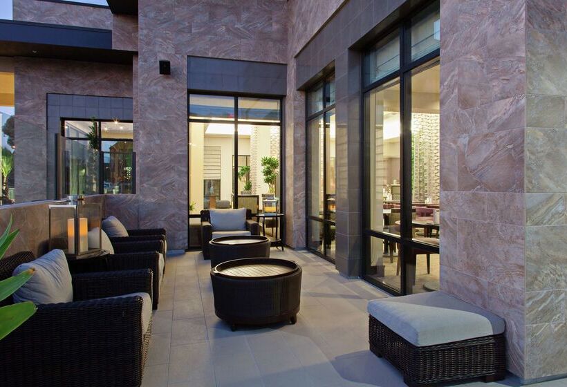 هتل Hilton Garden Inn Irvine/orange County Airport
