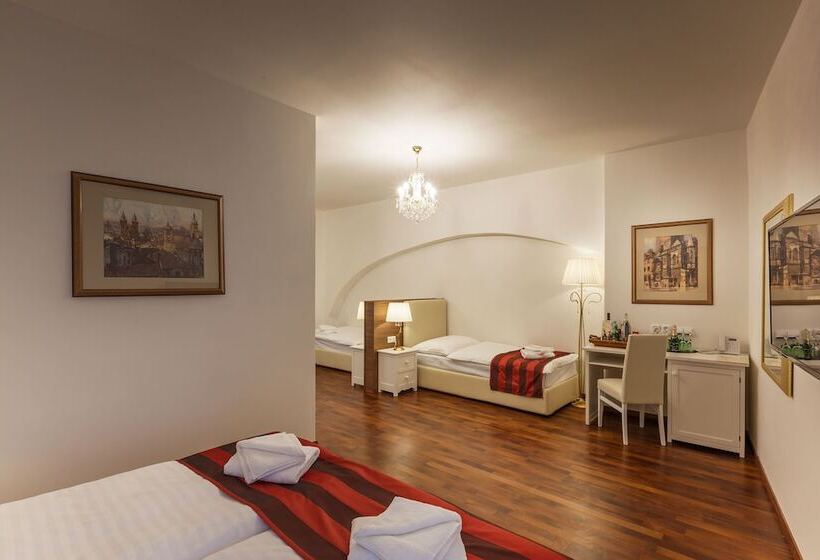 Fotos del hotel Residence U Malvaze:  42