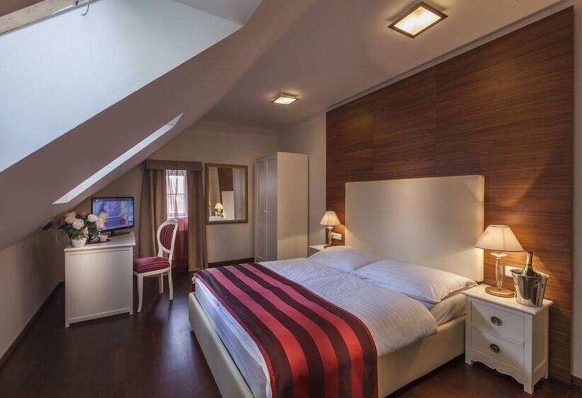 Fotos del hotel Residence U Malvaze:  18