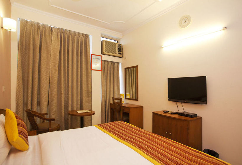 Hotel Oyo Rooms Hazrat Nizamuddin