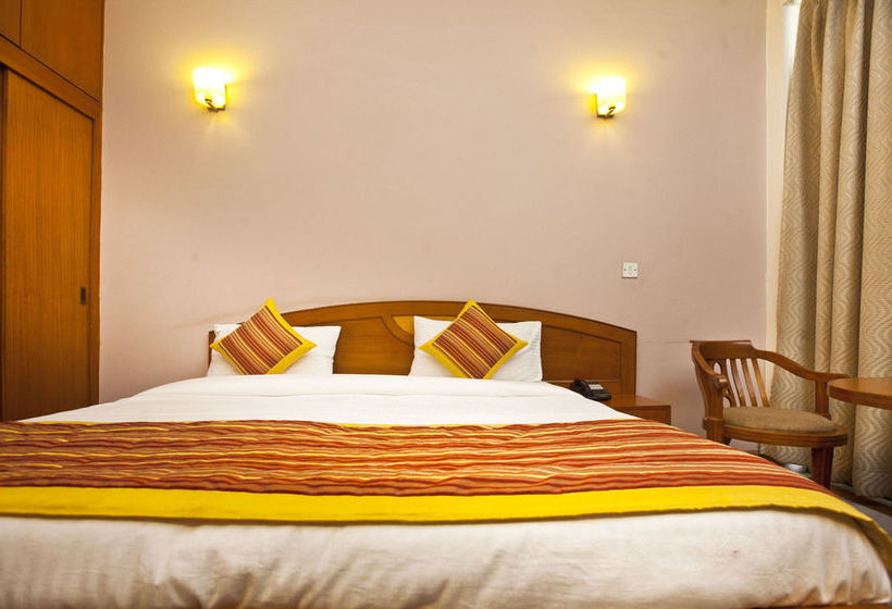 Hotel Oyo Rooms Hazrat Nizamuddin