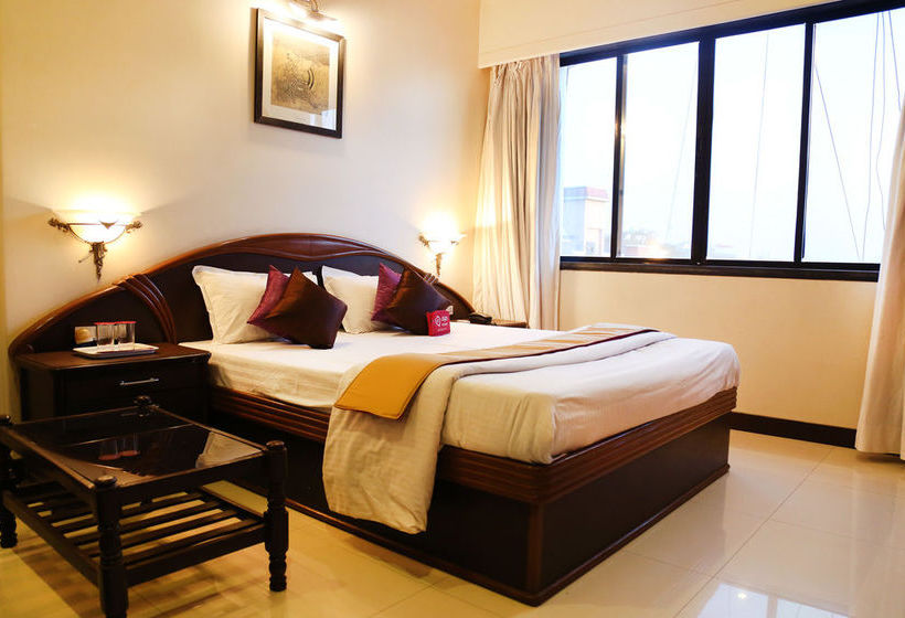 Hotel Oyo Rooms Pimpri Finolex Chowk