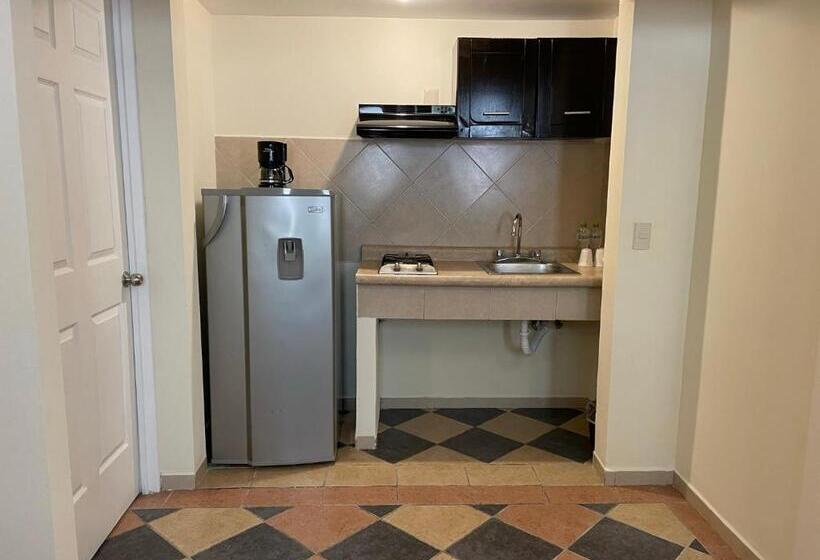 فندق Real Home