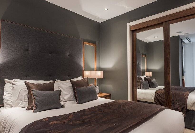 هتل The Chambers   Park Place   Apartments