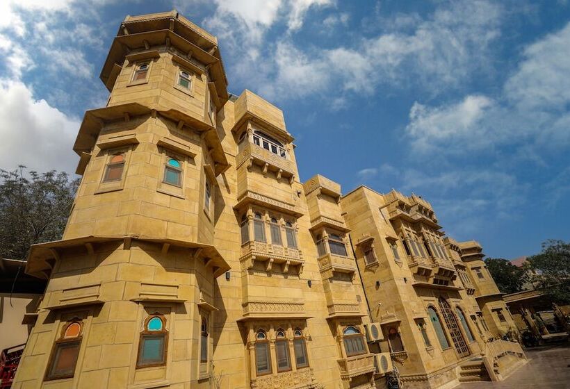 هتل The Gulaal