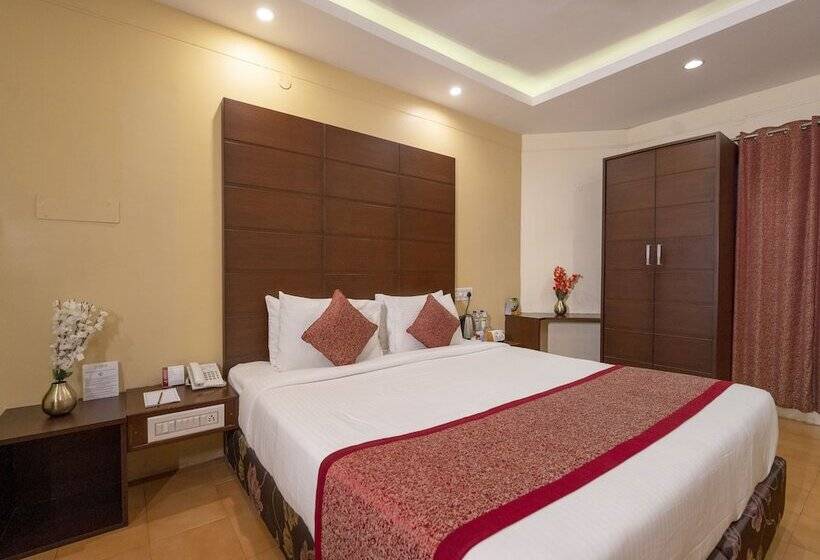 استراحتگاه Tgi Star Holidays Yercaud