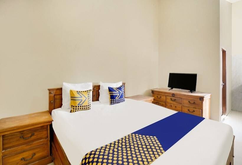 Отель Spot On 92114 Homestay Riverside Duko