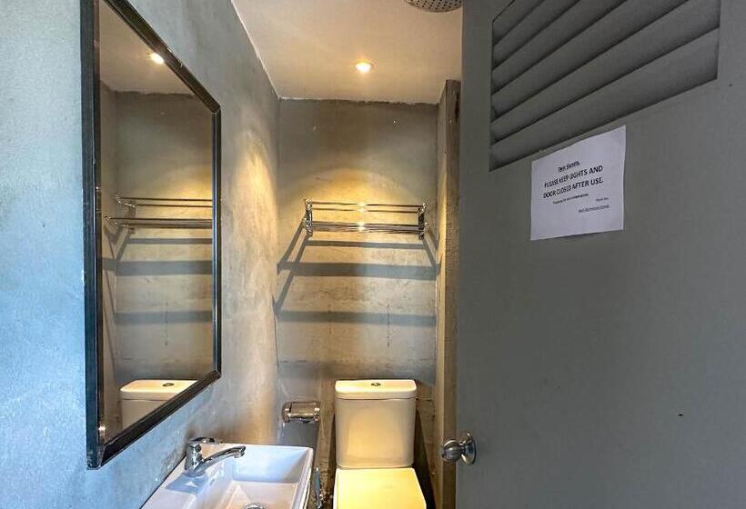 Arch Dormitorio Cenang    Hostel