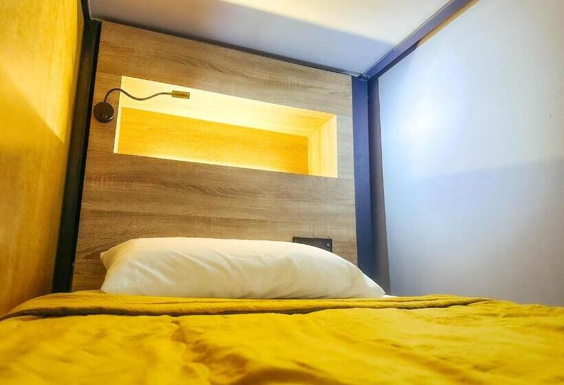 Arch Dormitorio Cenang    Hostel