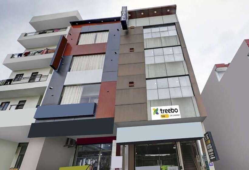ホテル Itsy By Treebo Sk Grand