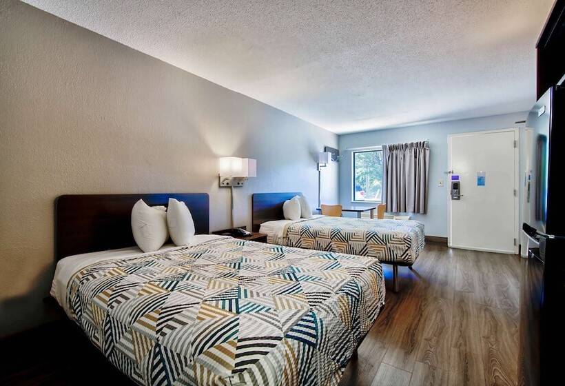 בית מלון כפרי Studio 6 Birmingham Al Medical Center