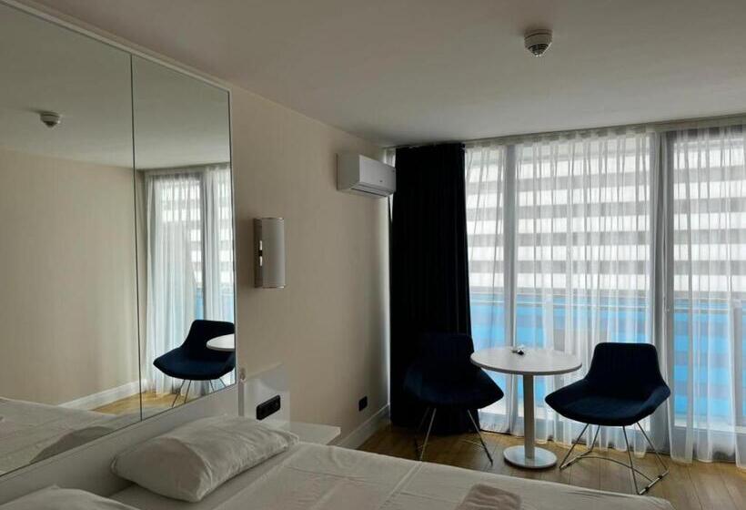 Orbi Hotel Rooms