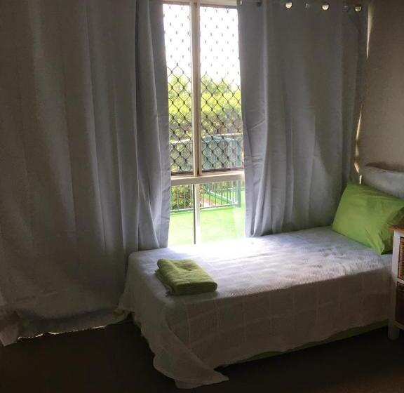 مبيت وإفطار Accommodation On Westlake Mount Ommaney