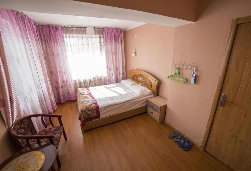 Danista Nomads Tour Hostel