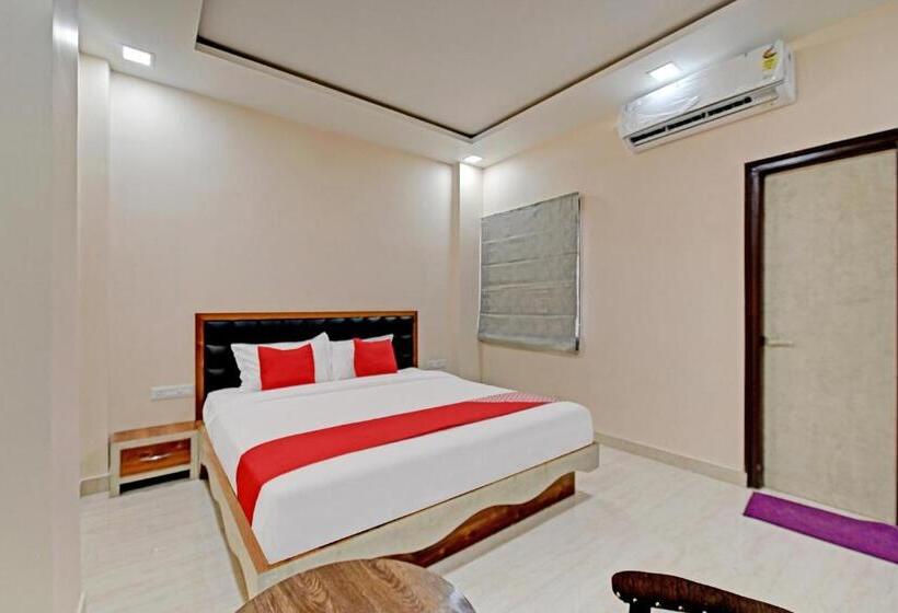 Super Hotel O The Castle Home Stay Inn