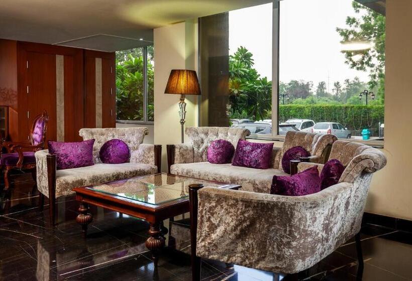 בית מלון כפרי Atrio  By Devam