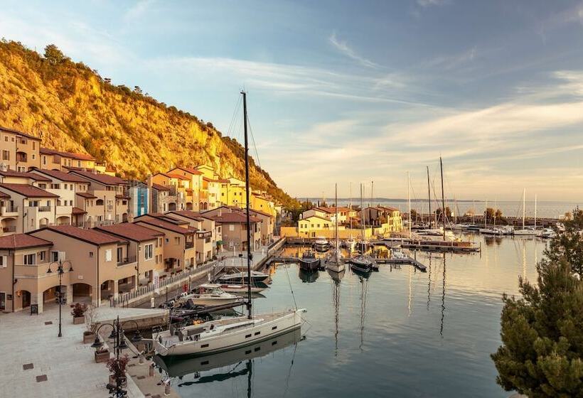هتل Tivoli Portopiccolo Sistiana Wellness Resort & Spa