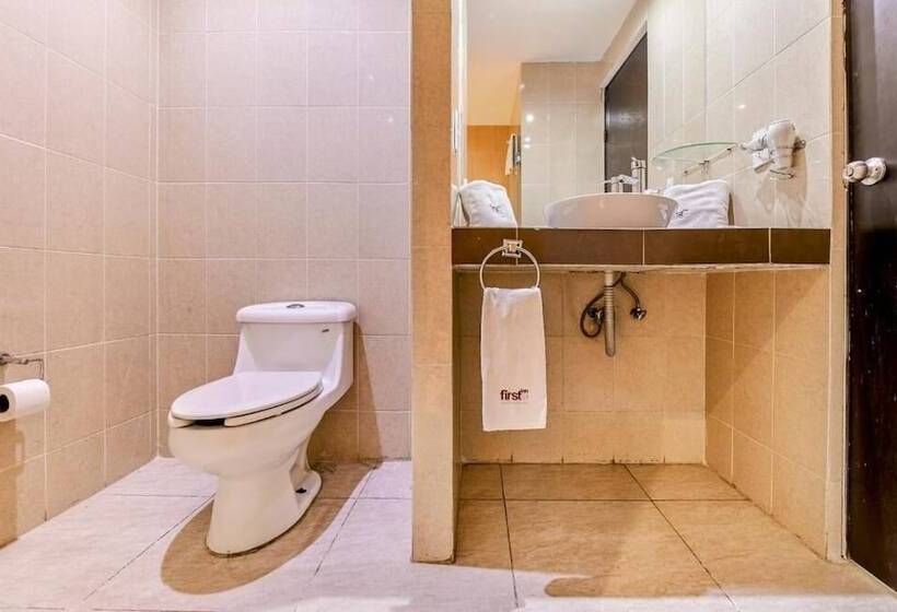 First Inn Hotel & Business