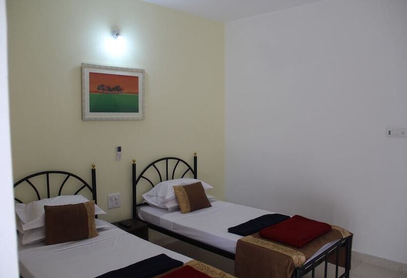 בית מלון כפרי Flowers Guest House