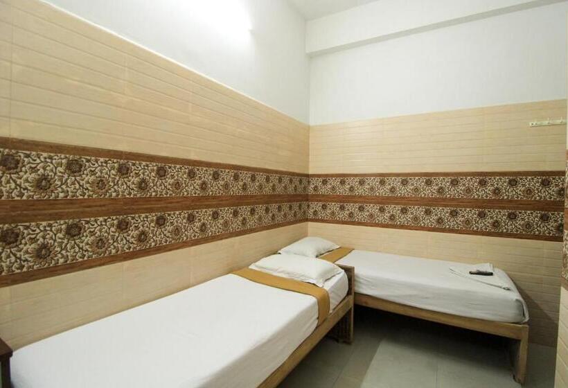 هتل Just Guest House, Chennai Airport