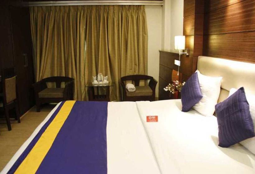 Hotel Oyo Premium Safdarjung