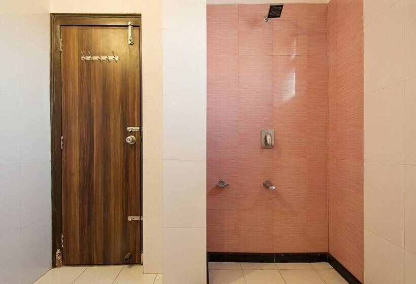 Fotos del hotel Oyo Rooms Airport Tonk Road:  21