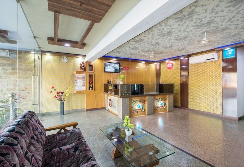 Fotos del hotel Oyo Rooms Airport Tonk Road:  13