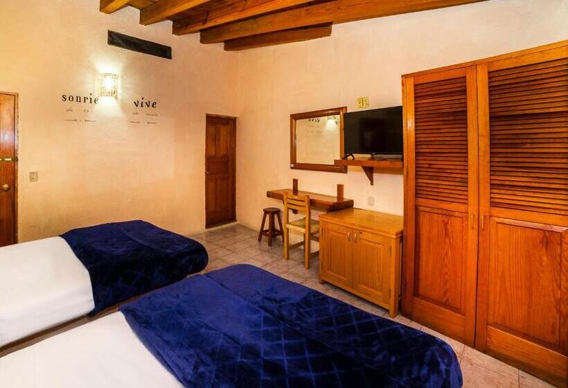 هتل Posada Real Del Valle