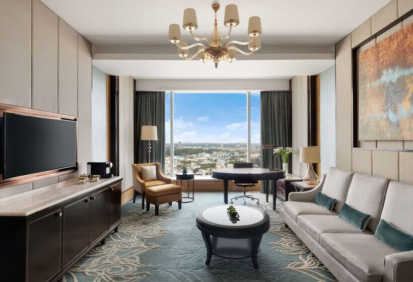 ホテル Shangrila Bengaluru