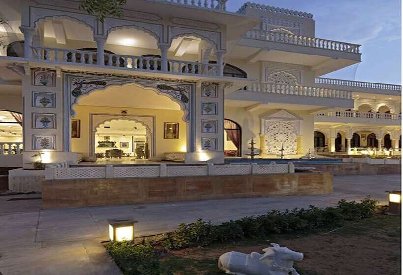 فندق Talaibagh Palace