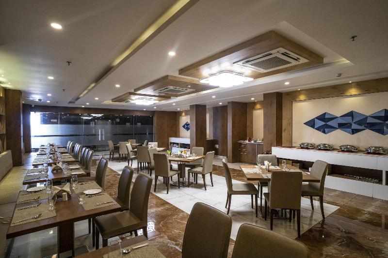 בית מלון כפרי The Fern Residency Somnath