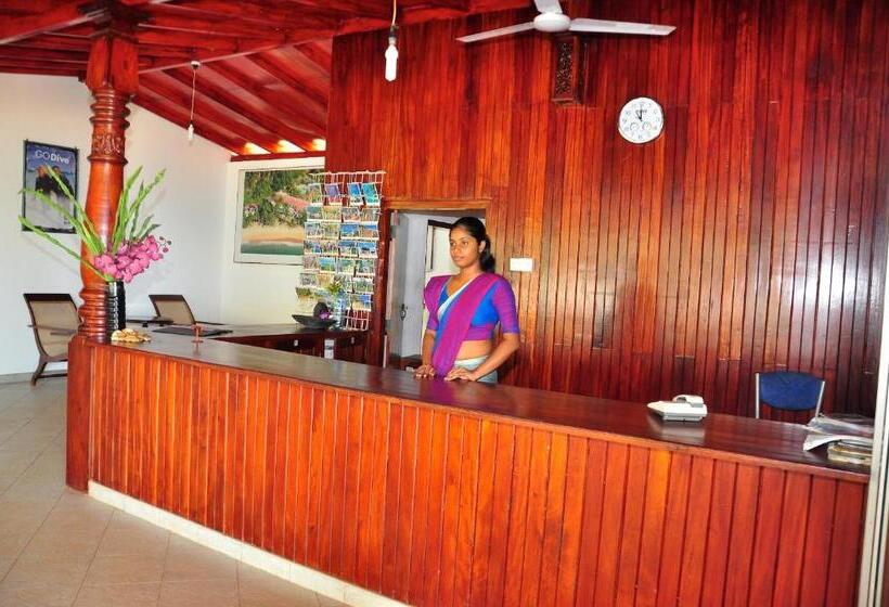 هتل Ypsylon Tourist Resort