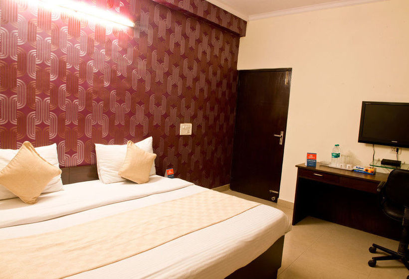 Hotel Zo Rooms Saket