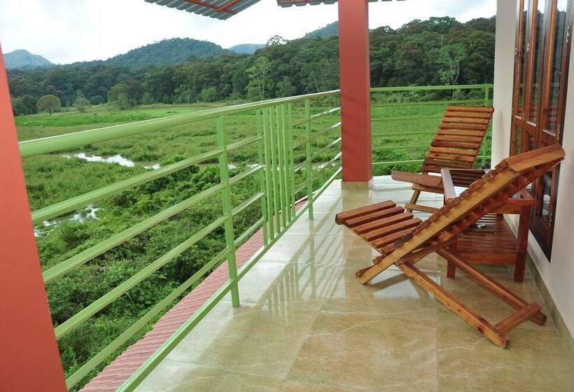 پانسیون Kerala House
