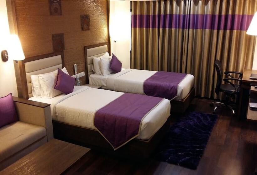 Pride Biznotel Vadodara