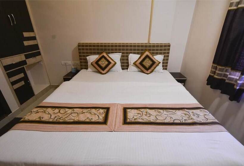 Fotos del hotel The Hotel Swastik Inn:  8