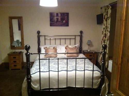 Bed and Breakfast Ferryside Farm