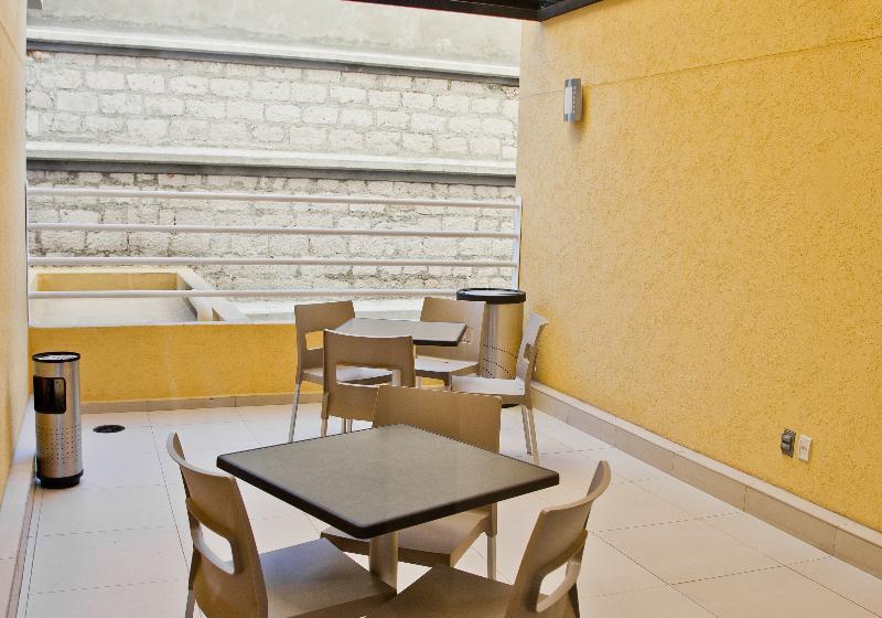 هتل City Express By Marriott Apizaco