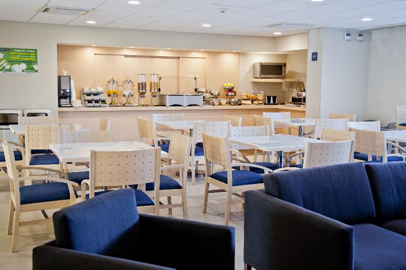 هتل City Express By Marriott Apizaco
