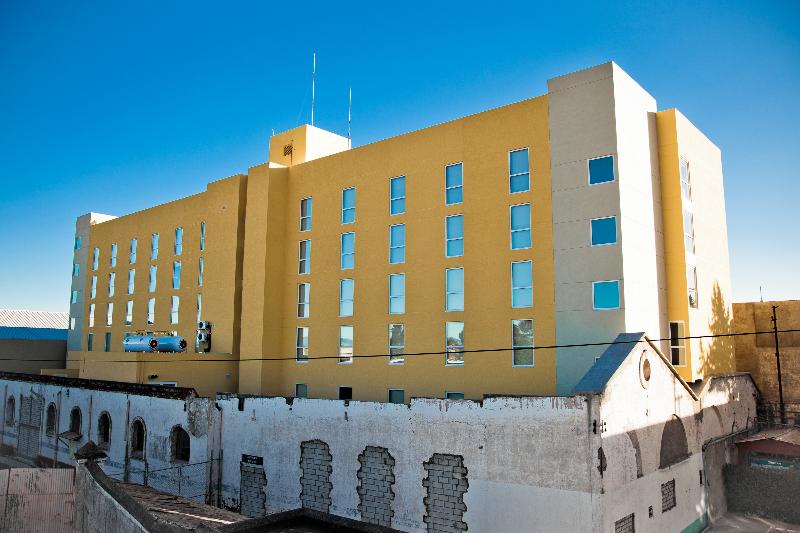 هتل City Express By Marriott Apizaco