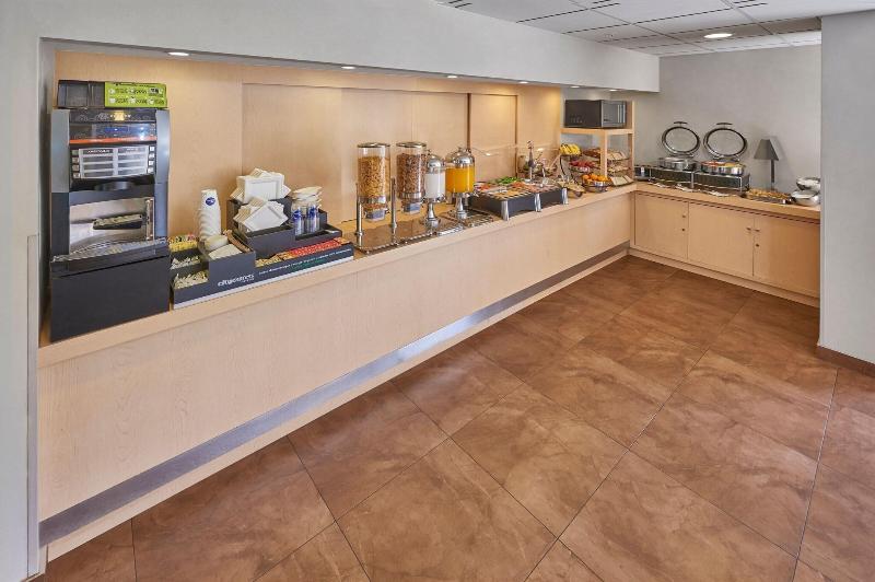 هتل City Express By Marriott Apizaco