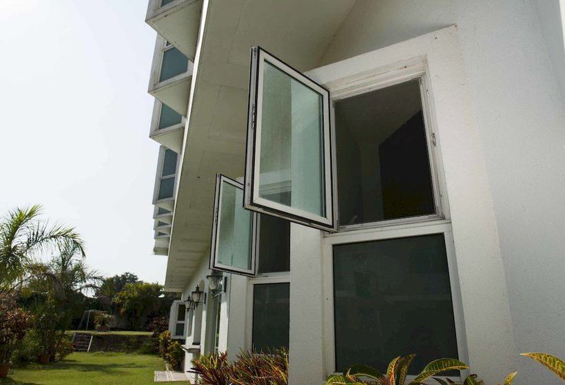 فندق Hacienda Del Rio Oaxtepec