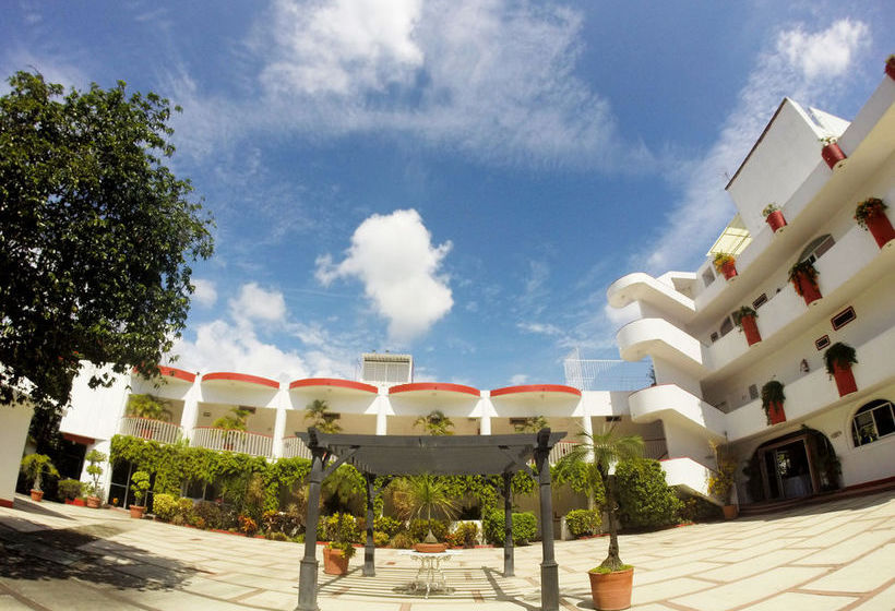 ホテル Hacienda Del Rio Oaxtepec