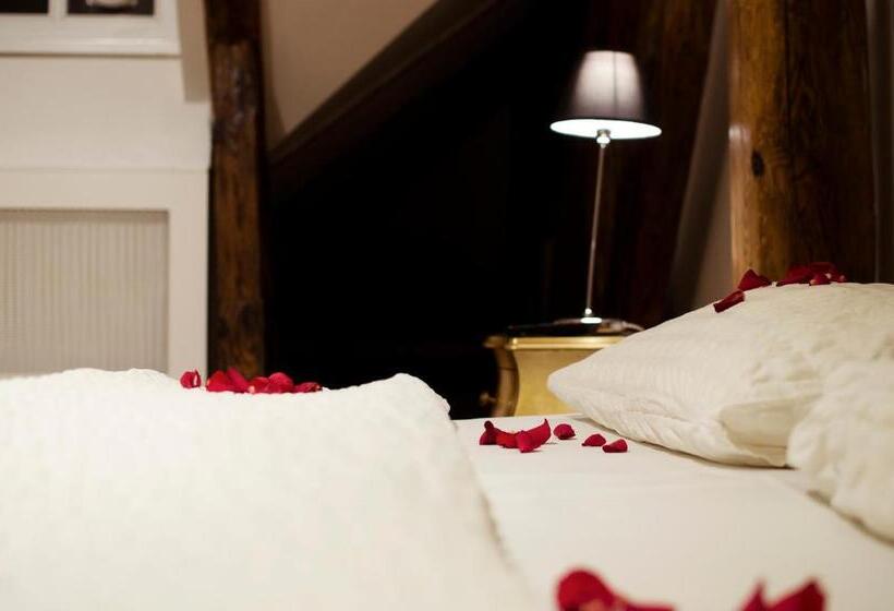 Fotos del hotel Dolce Vita Suites Boutique:  3