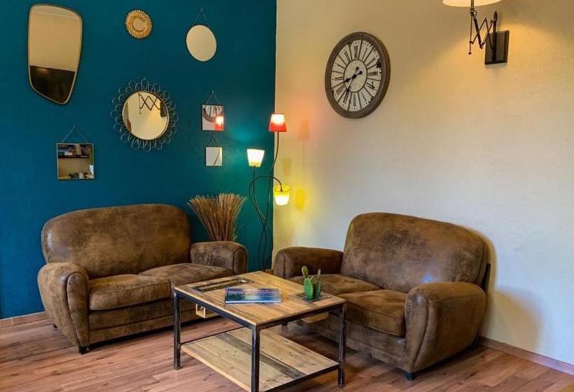 هتل Hôtel Duc De Padoue