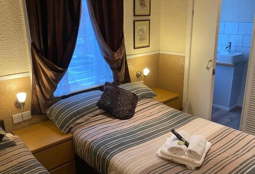 Fotos del hotel Grange House:  15