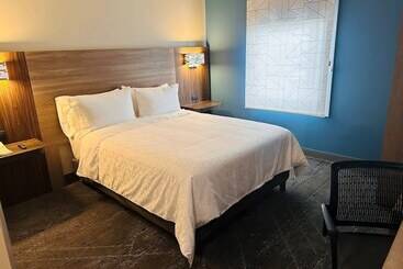 هتل Holiday Inn Express Mexico City Satelite, An Ihg