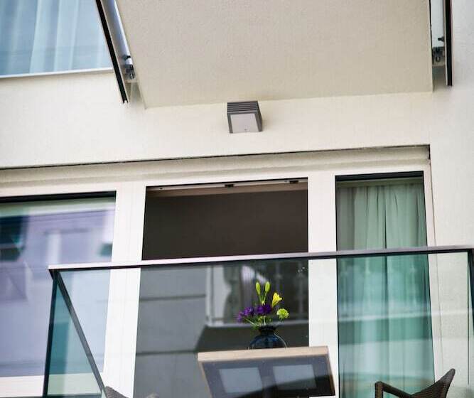 Fotos del hotel James  & Apartments:  5