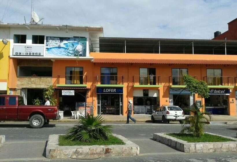 هتل La Quinta Avenida