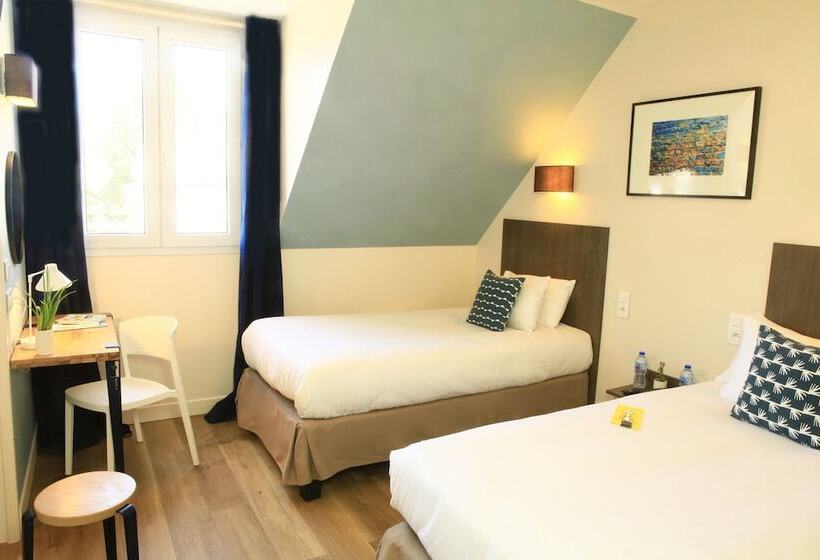 هتل Logis Hôtels  Hôtel Marguerite D Anjou Angers Château